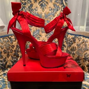 Pleaser Red Satin delight size 9, only worn once